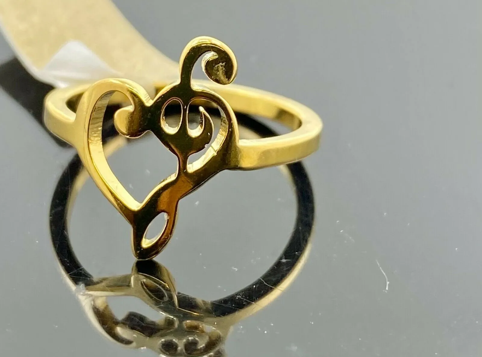 22k Ring Solid Gold ELEGANT Charm Heart and Music Note Ladies Band r2099z