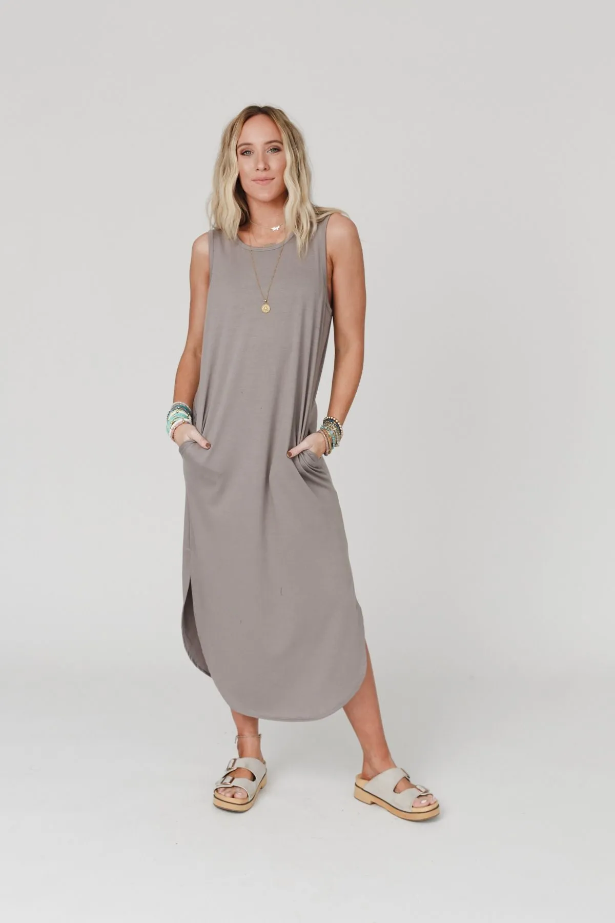 Cassie Sleeveless Pocket Maxi Dress - Coco