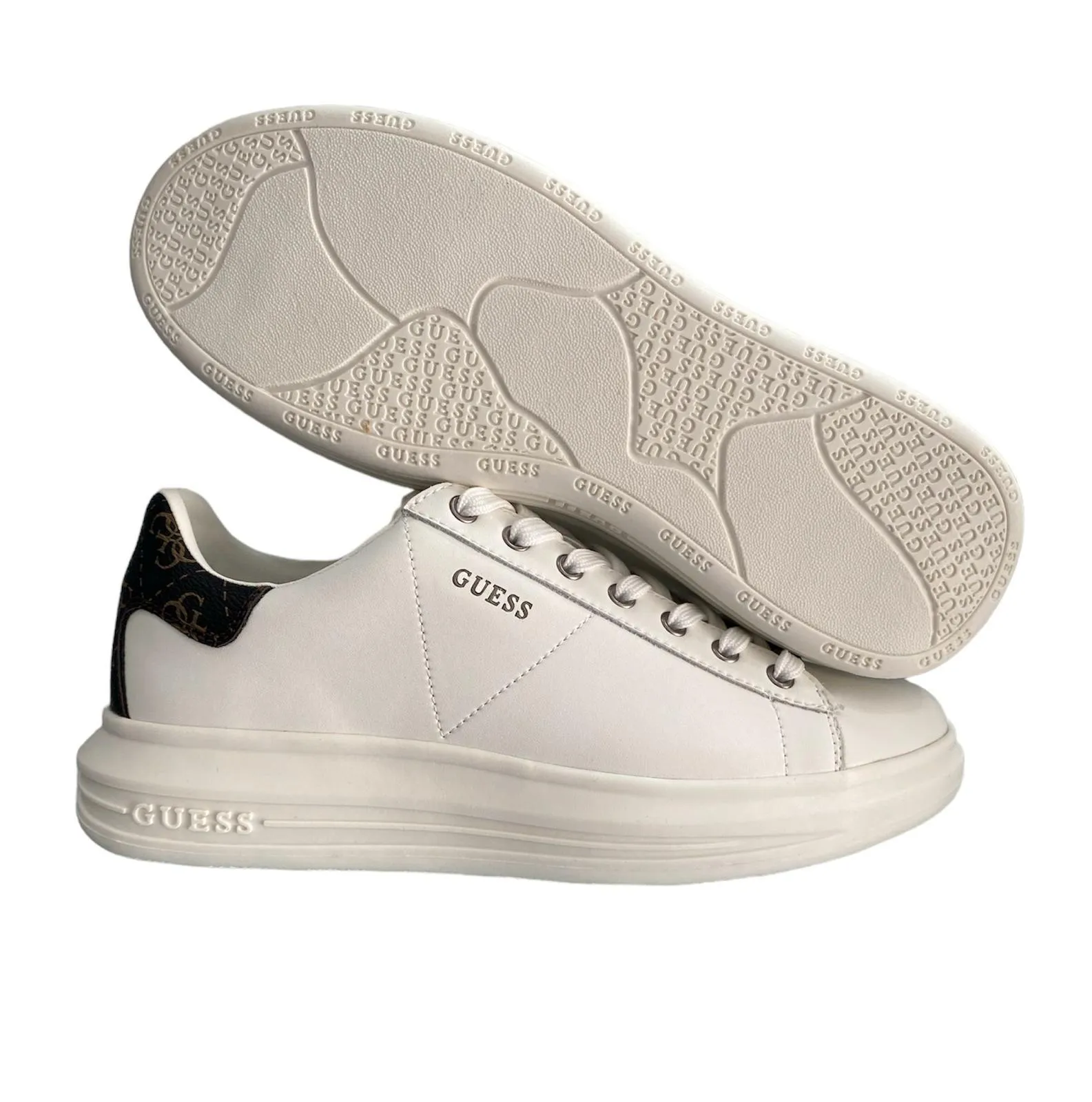 Guess Sneaker Uomo Articolo fM8VIBFAP12 WBROC