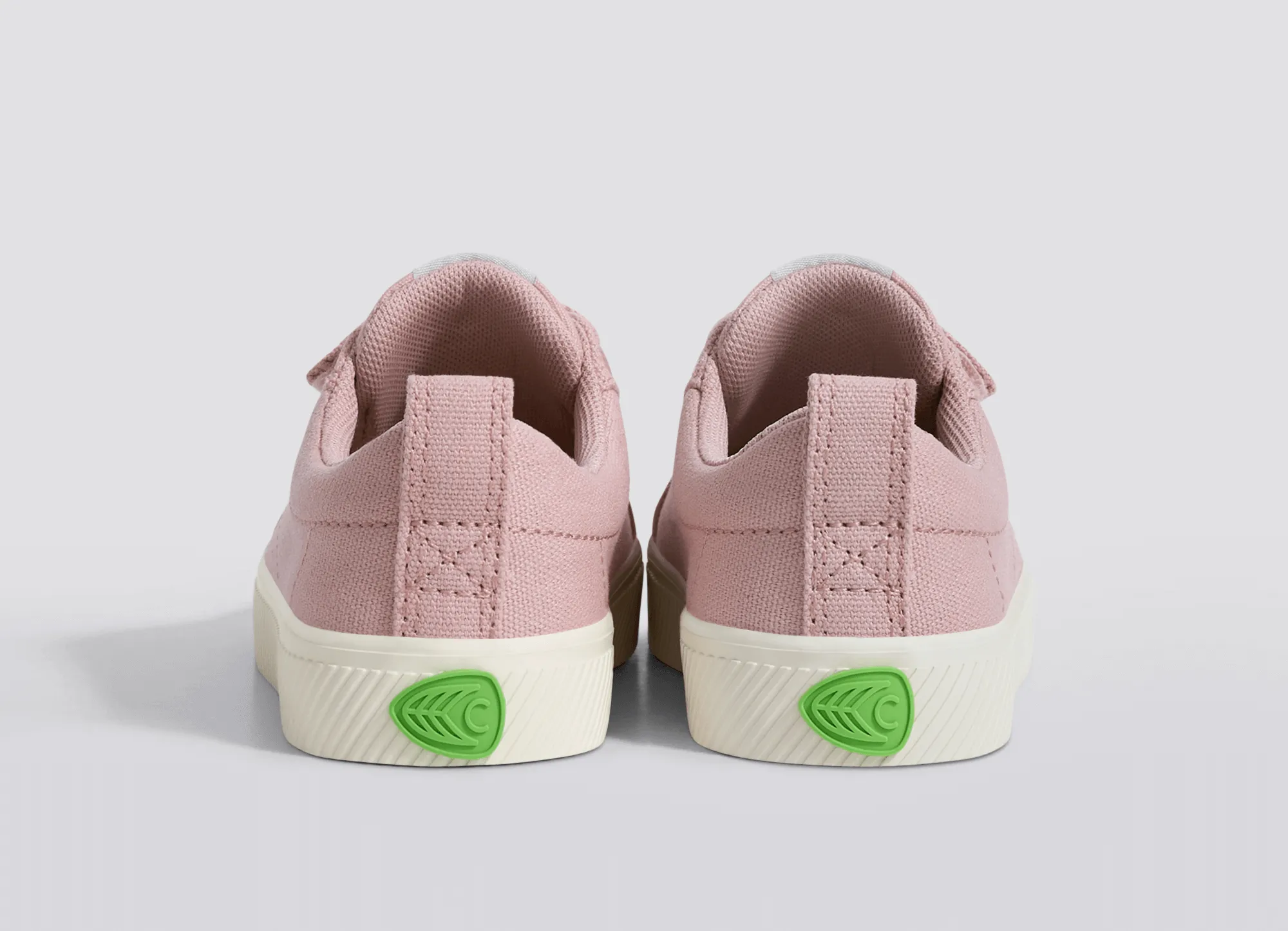 OCA Low Rose Canvas Sneaker Kids