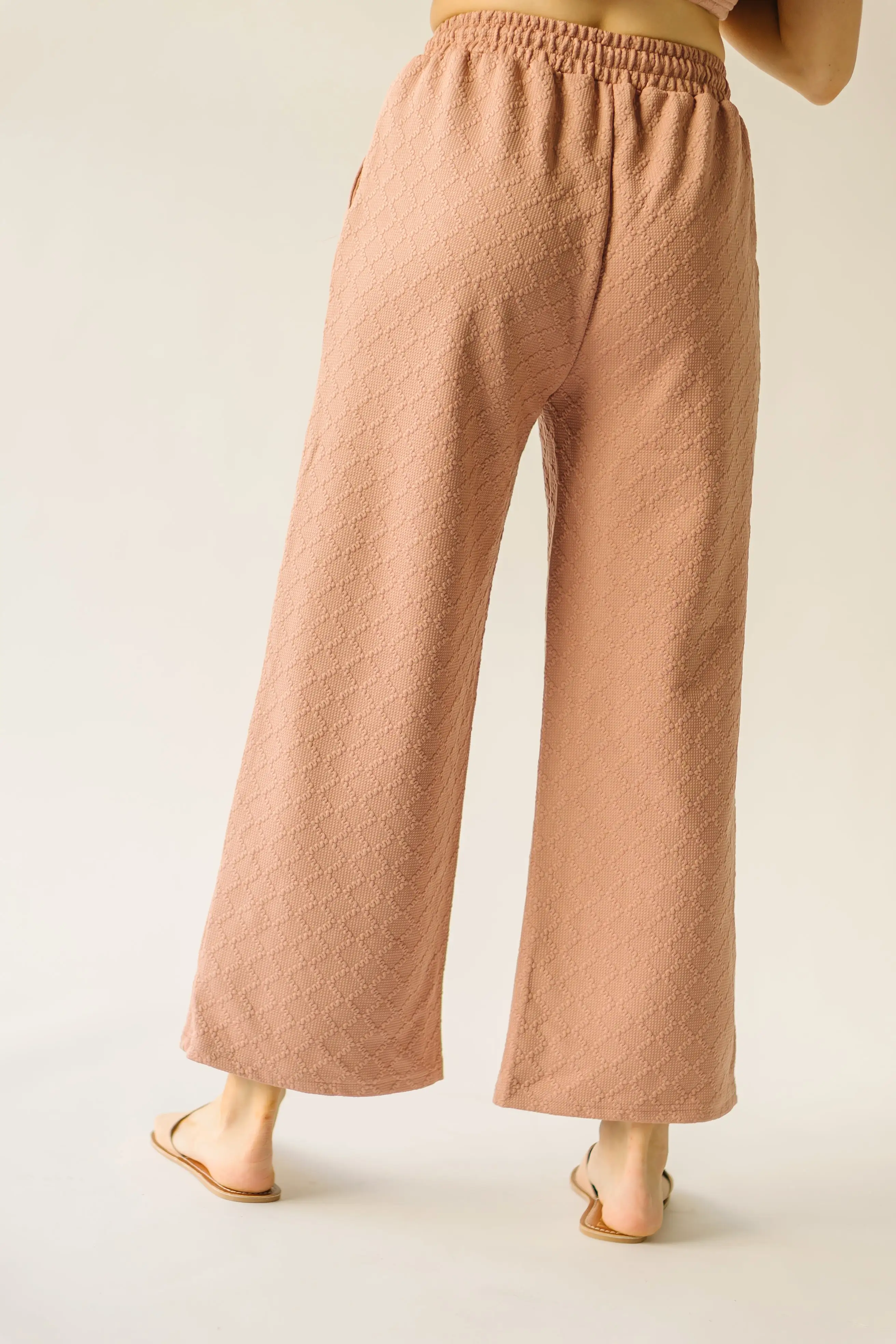 The Flockhart Textured Pant in Dusty Pink