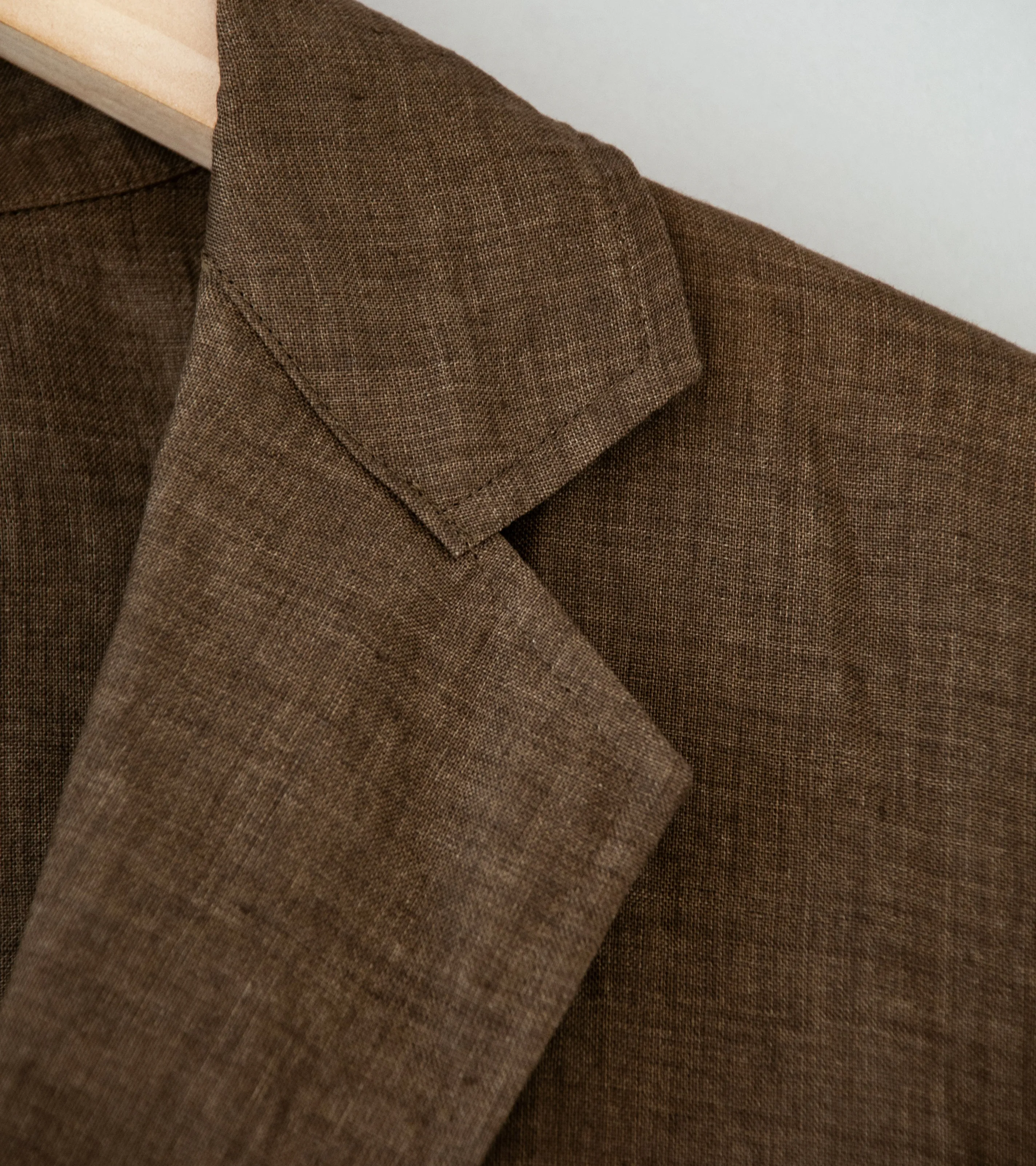 YLÈVE 'Linen Poplin Jacket' (Brown)